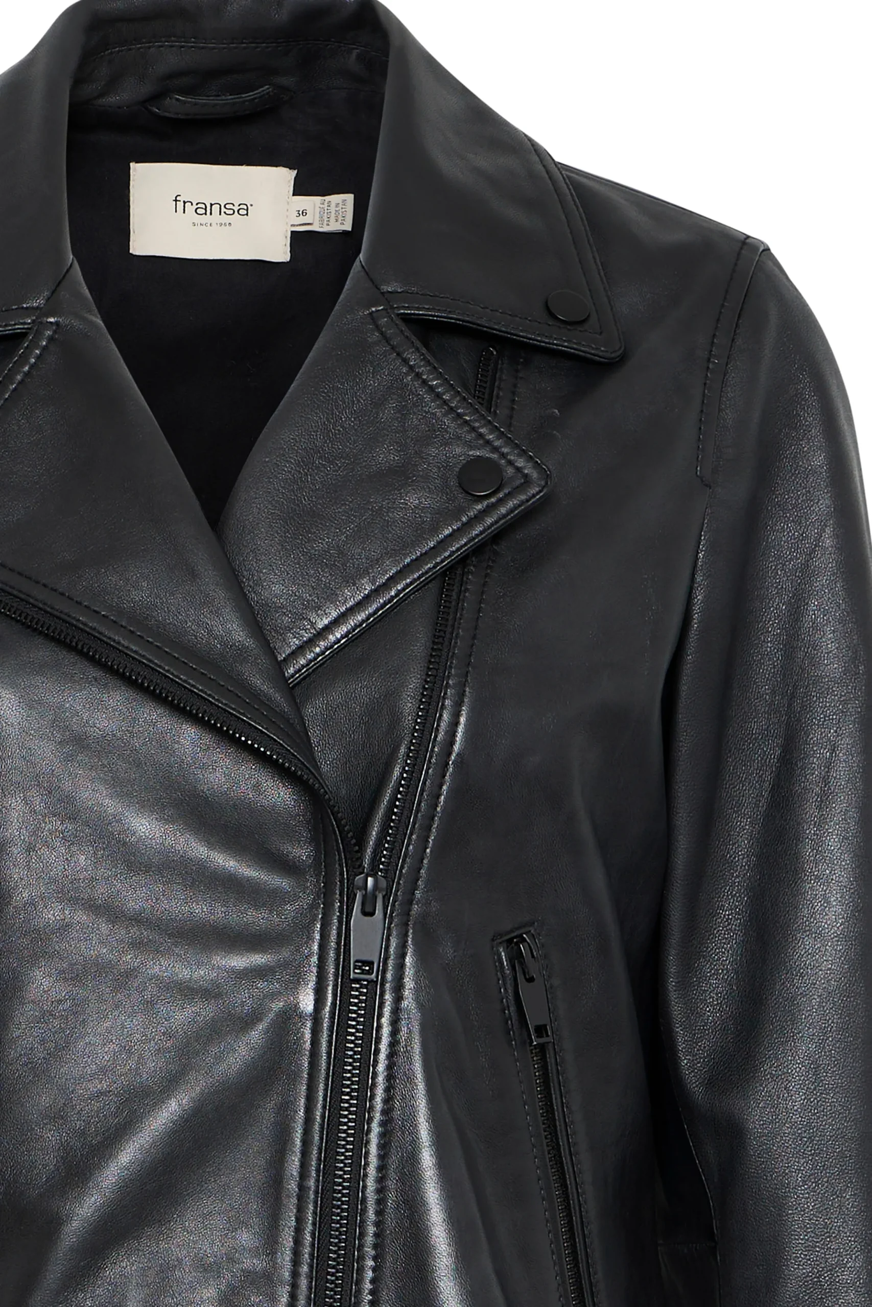FRRAVA Outerwear
