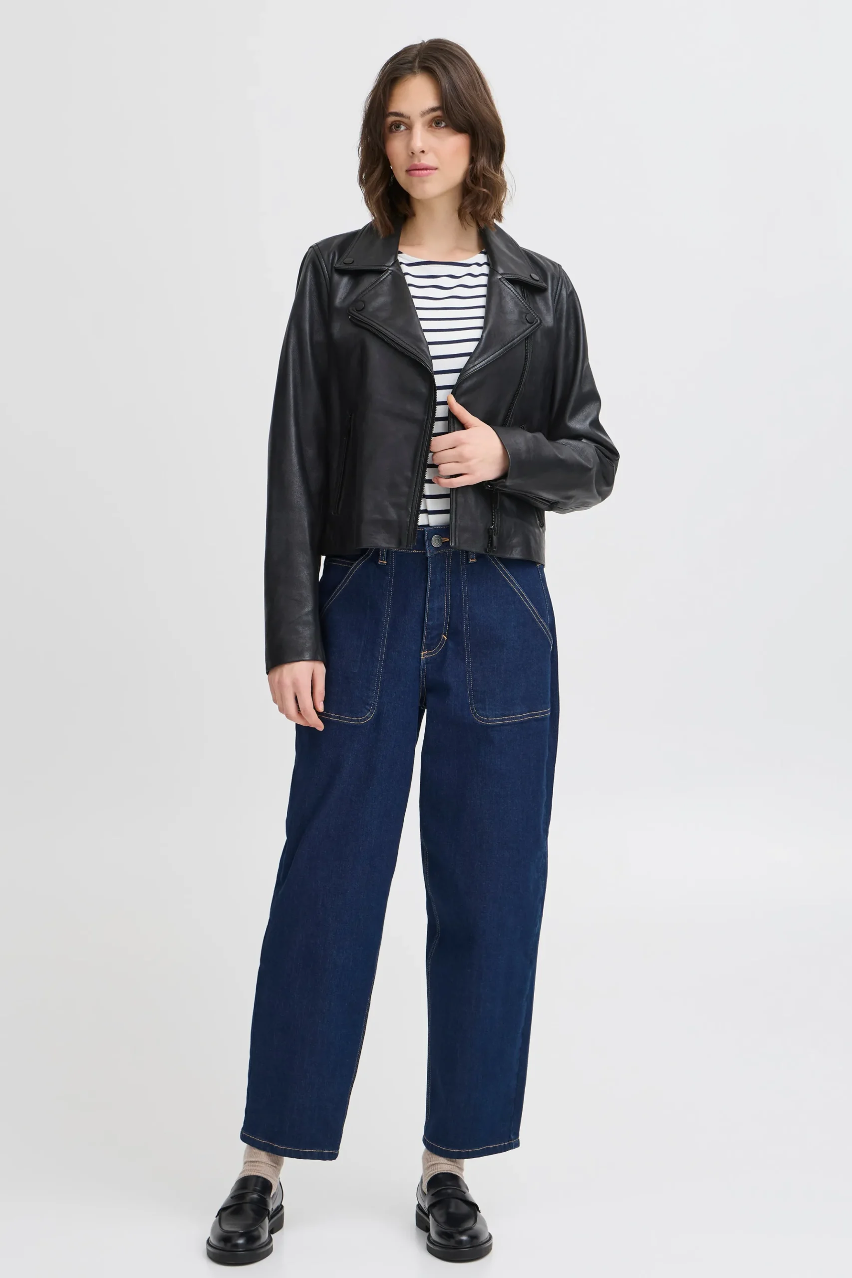 FRRAVA Outerwear