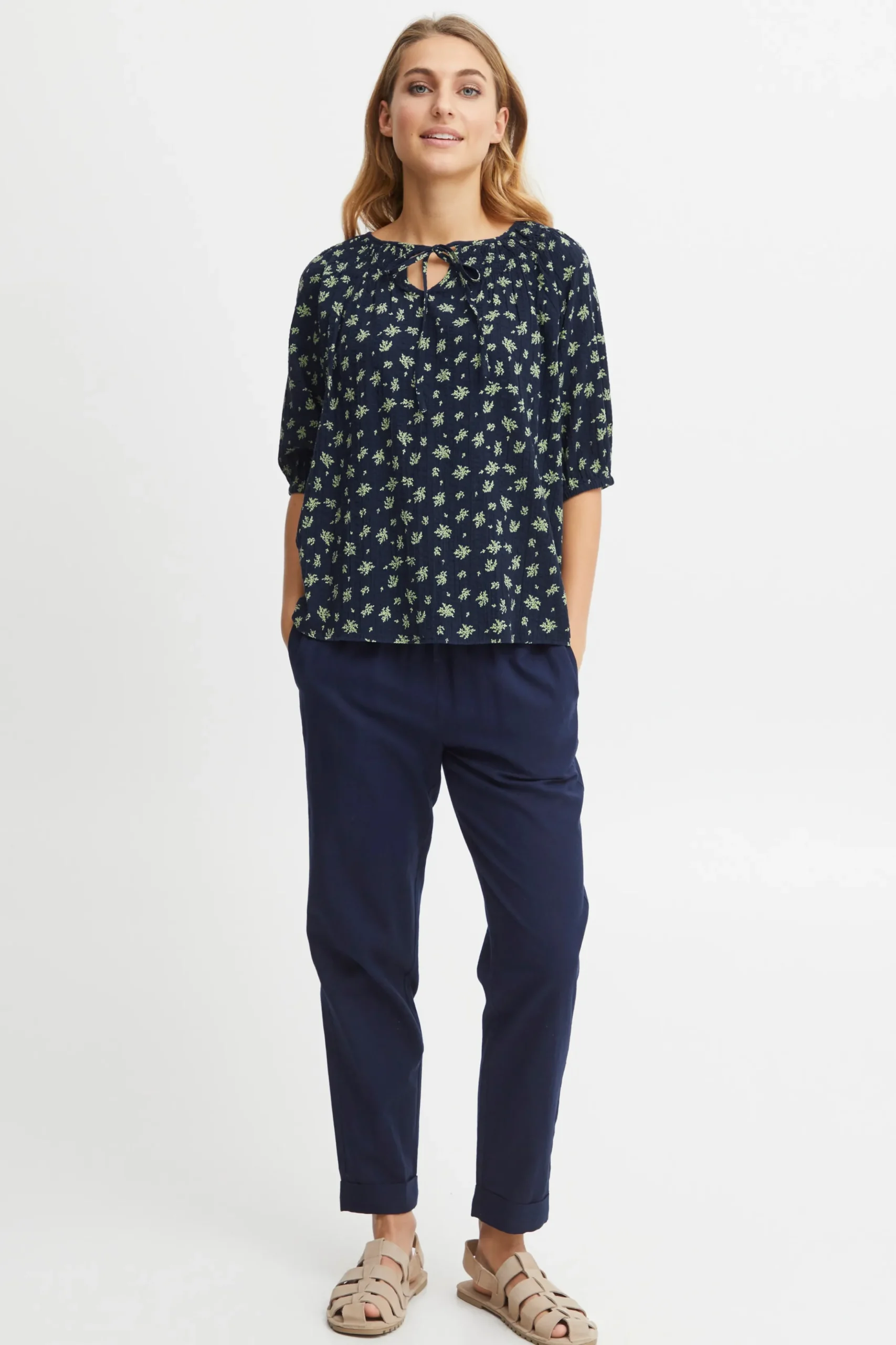 FRSANYA Blouse