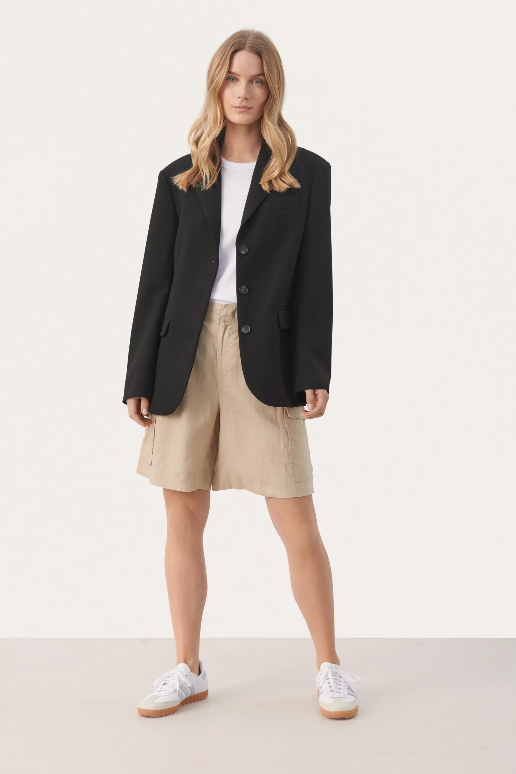 GedictePW Shorts