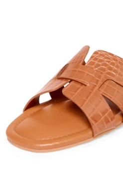 IAHILLY Sandal