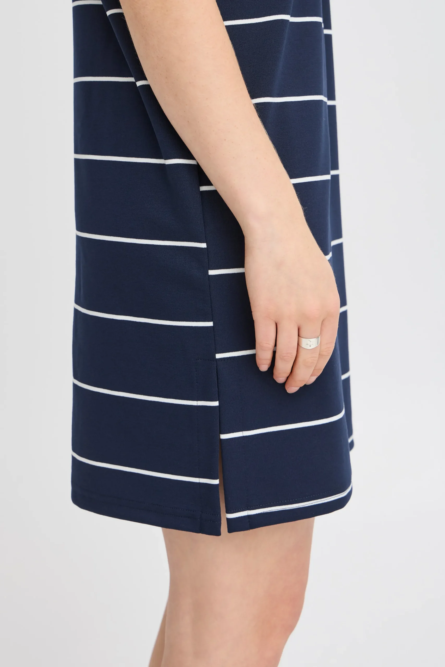IHKALA Dress