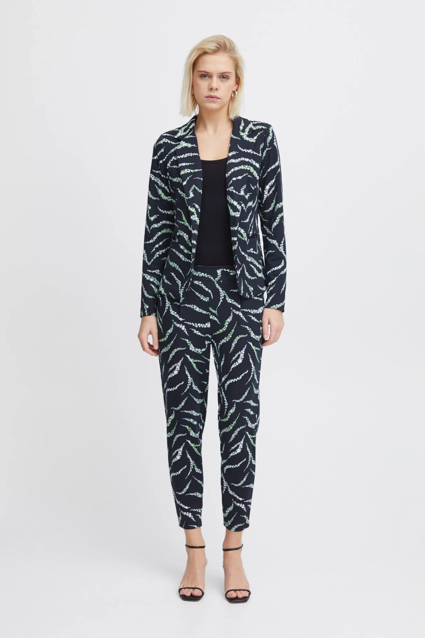 IHKATE Blazer
