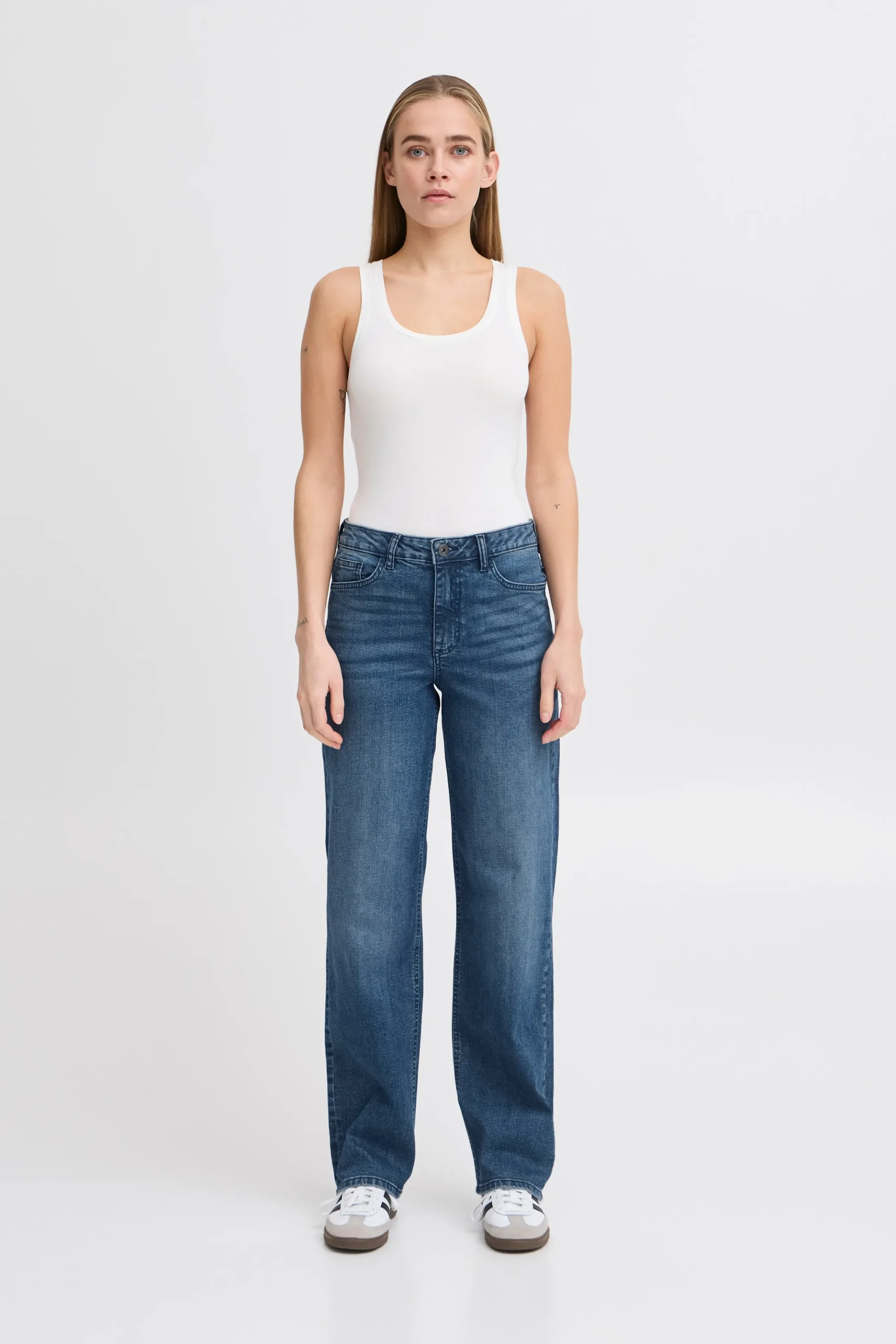 IHTWIGGY Jeans