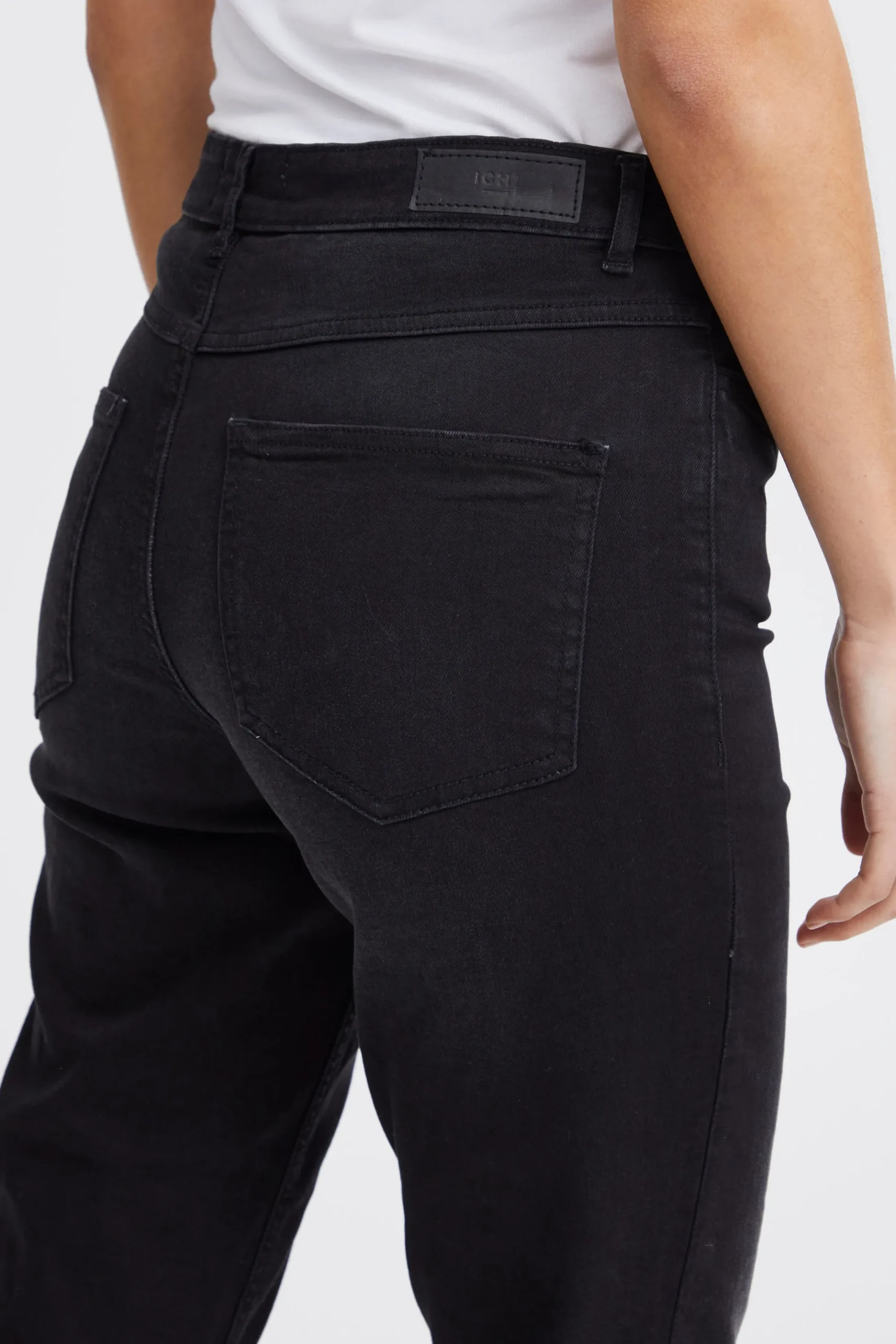 IHTWIGGY Jeans
