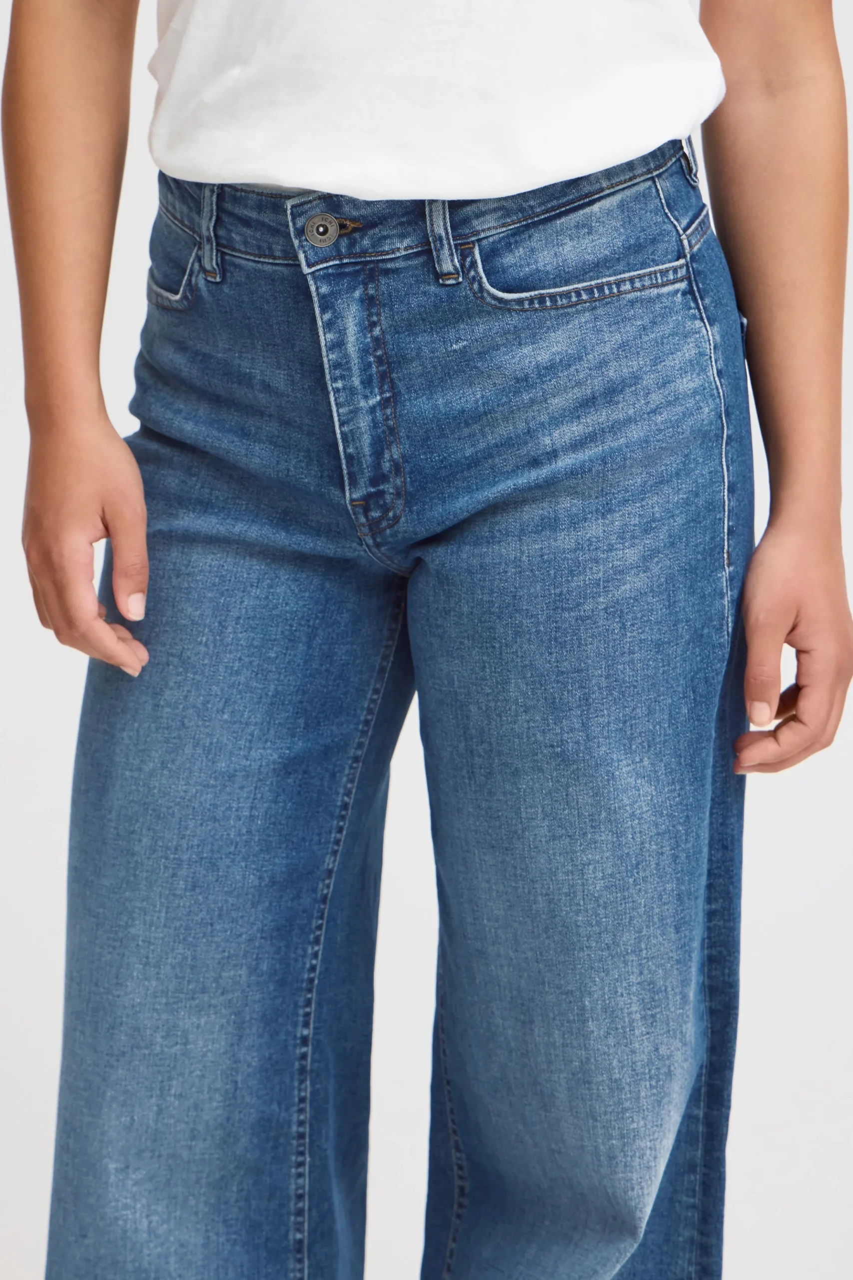 IHTWIGGY Jeans