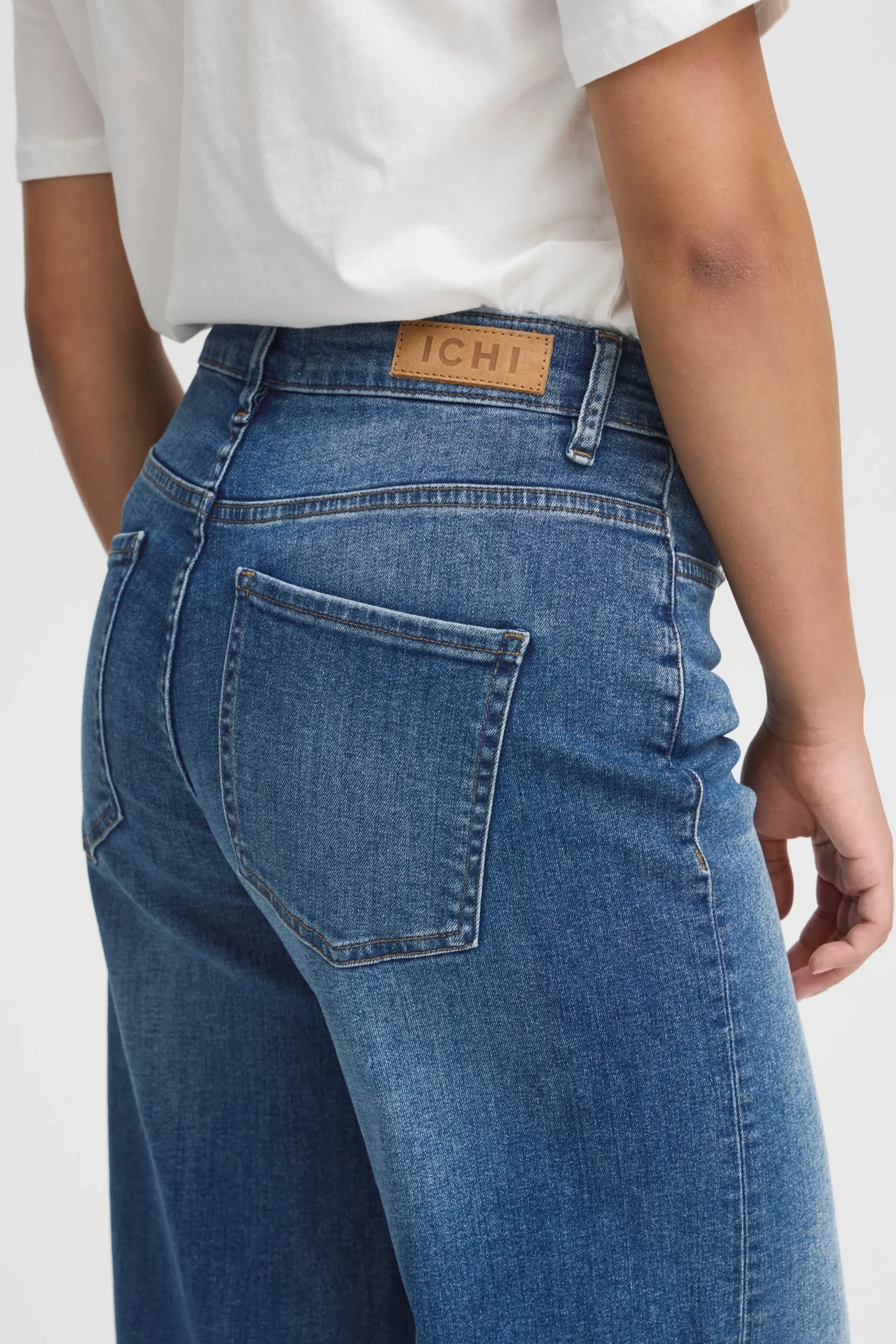 IHTWIGGY Jeans