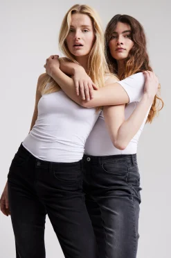 IHTWIGGY Jeans