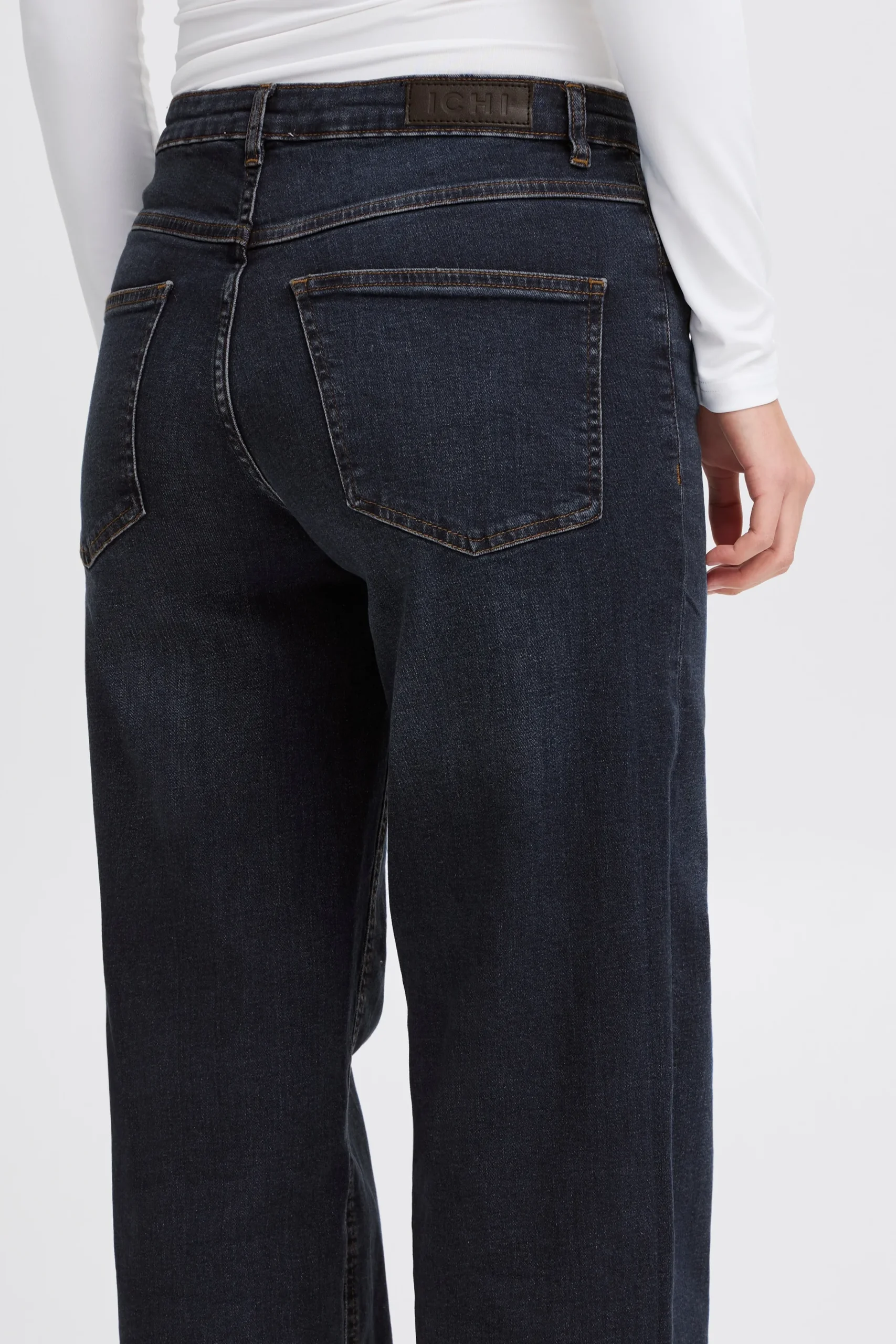 IHTWIGGY Jeans