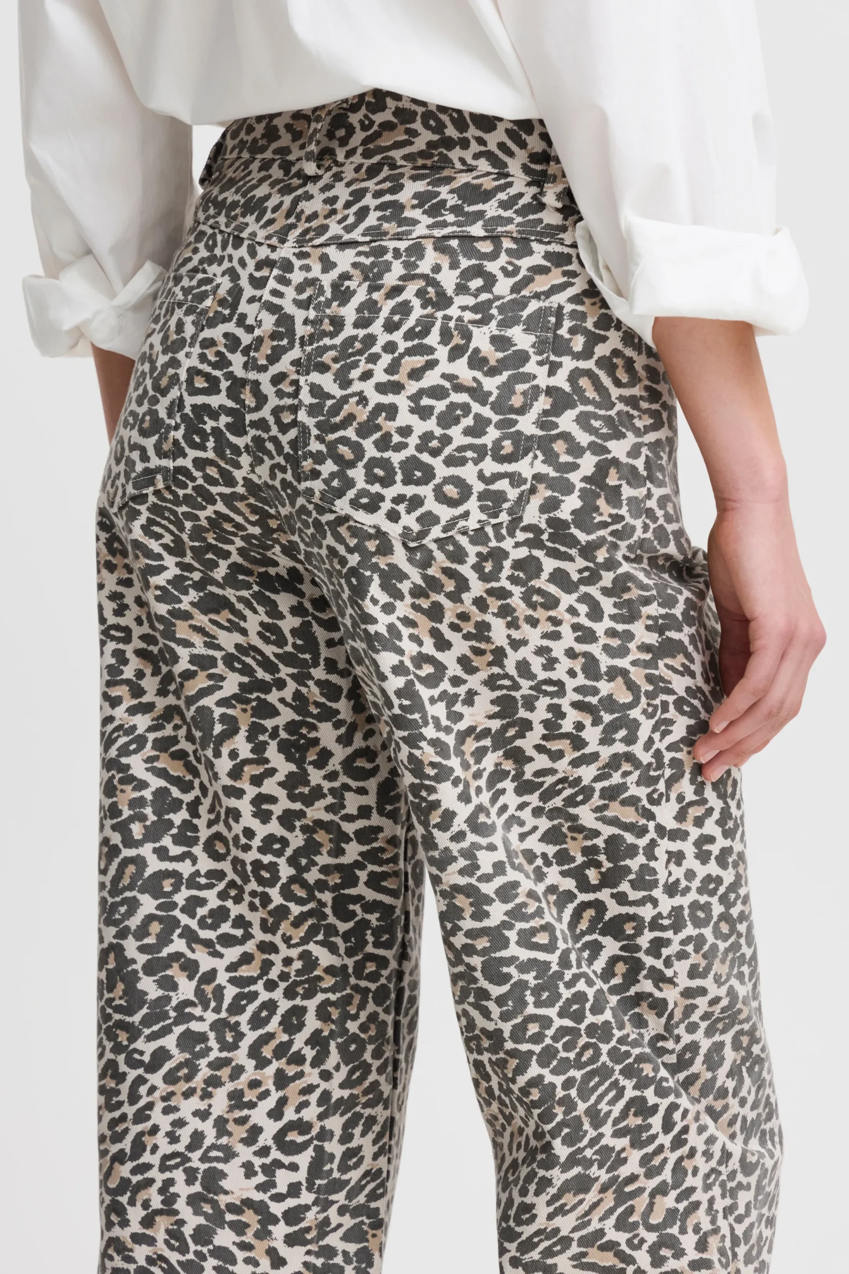 IXJILLA Jeans