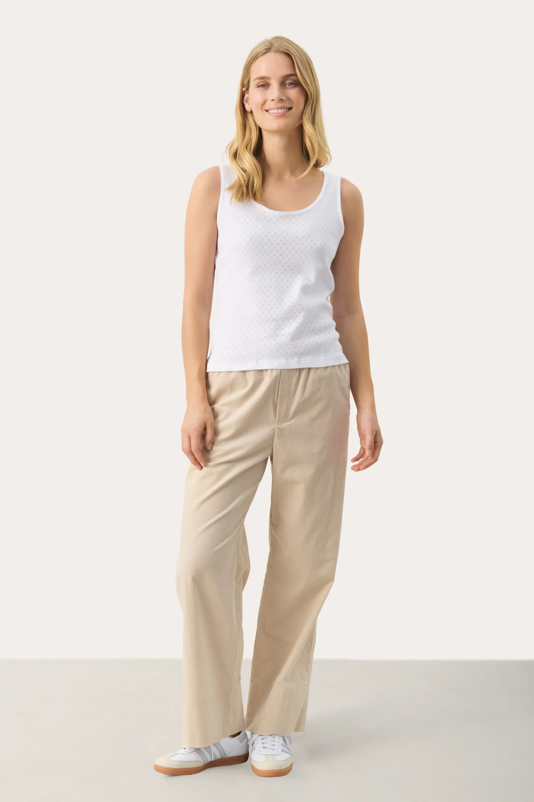 JuliannePW Top