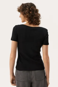 JunePW T-shirt