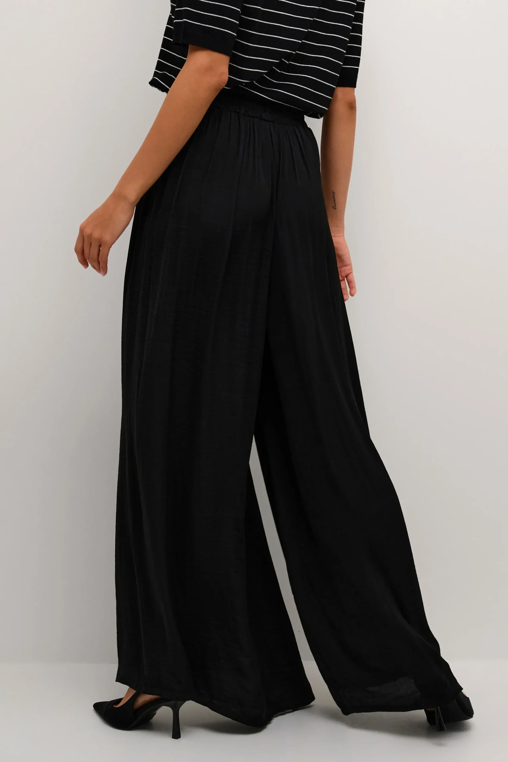 KAallie Trousers