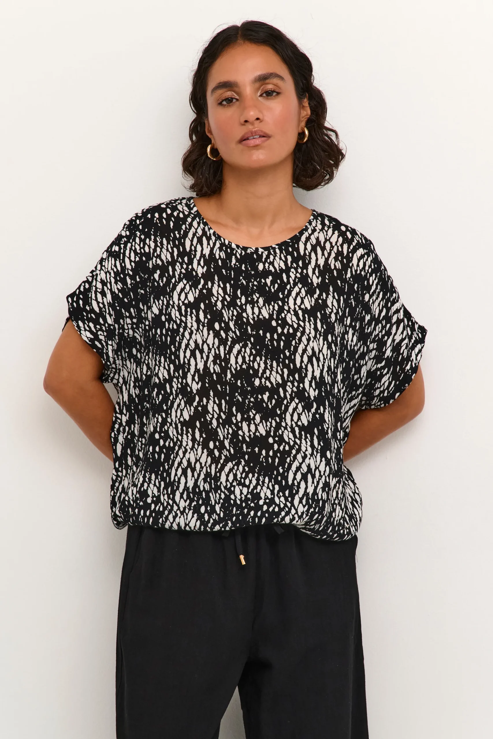 KAamber Blouse