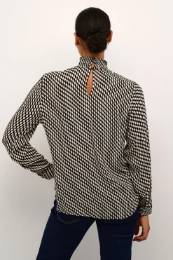 KAamber Blouse