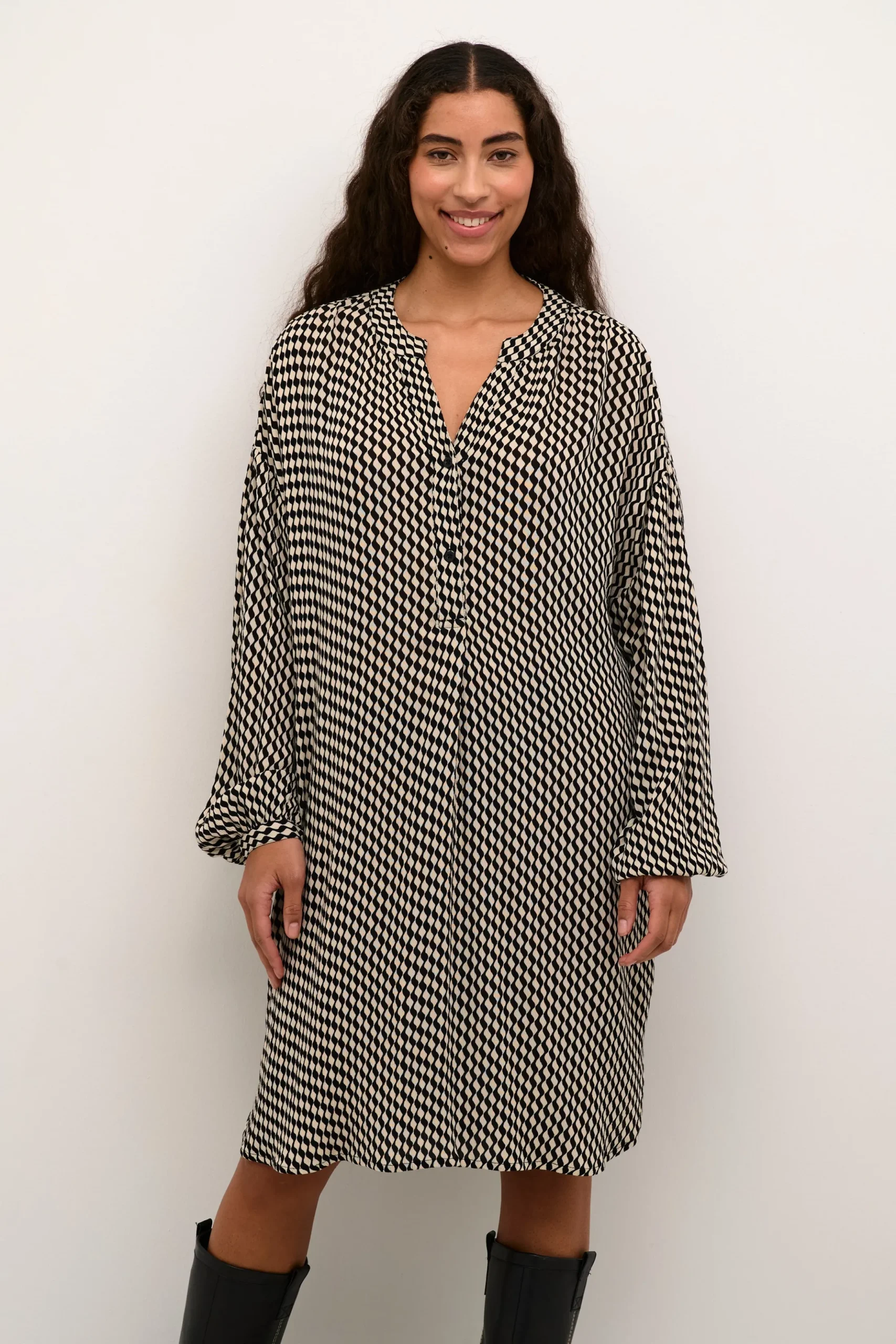 KAamber Dress