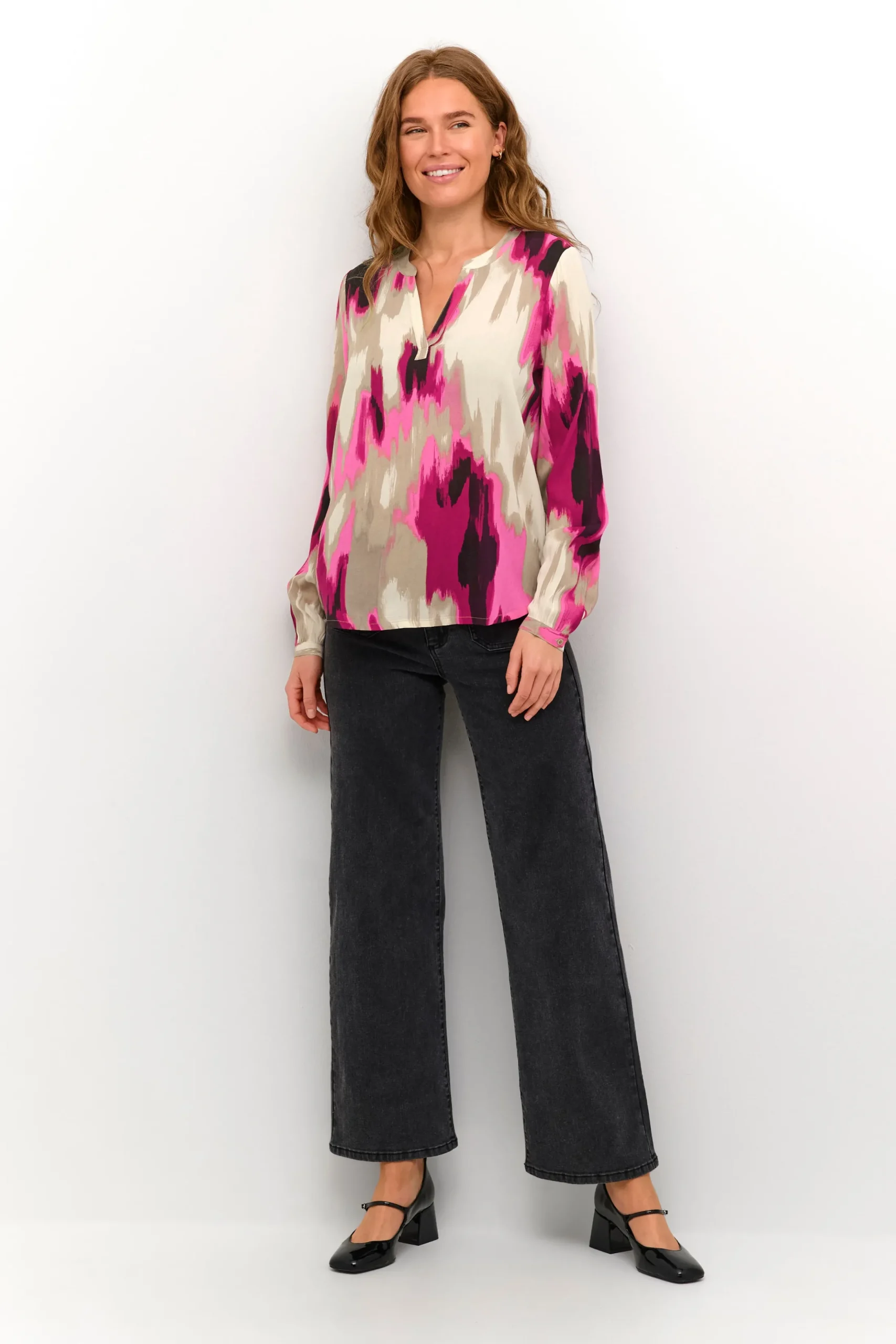 KAbeathe Blouse