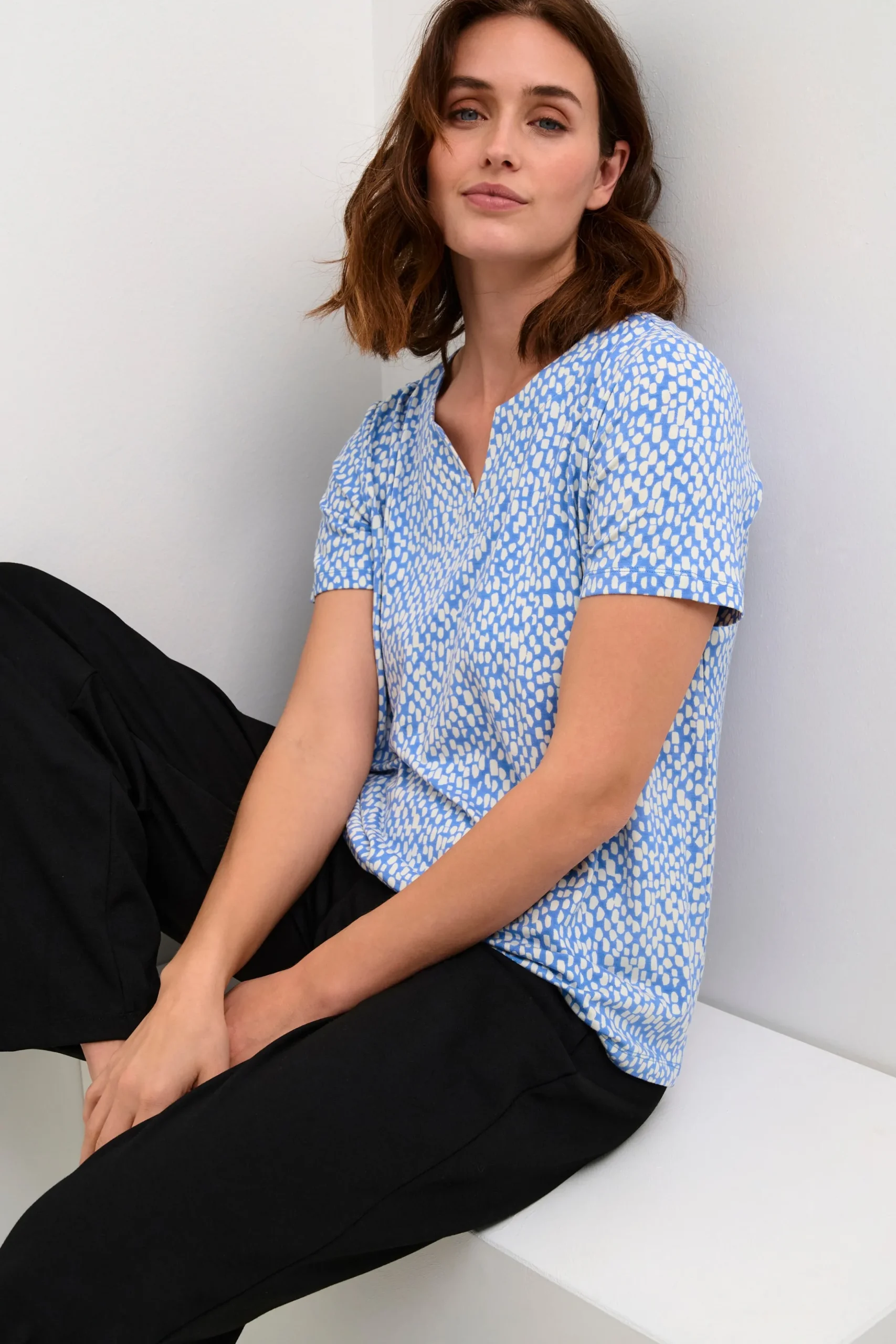 KAbella Blouse