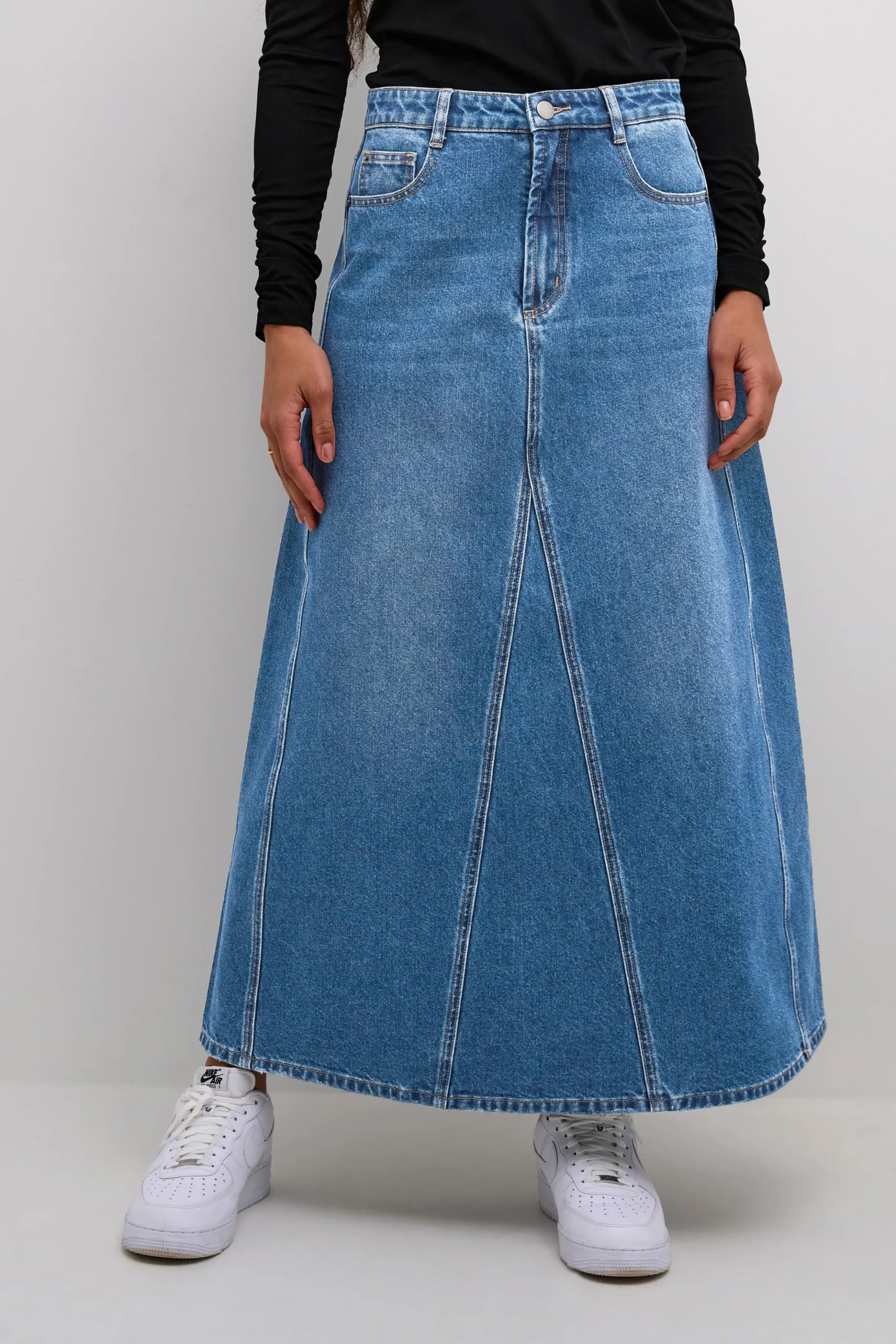 KAhera Skirt