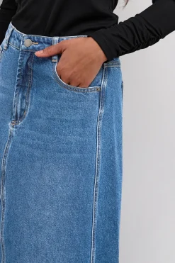 KAhera Skirt