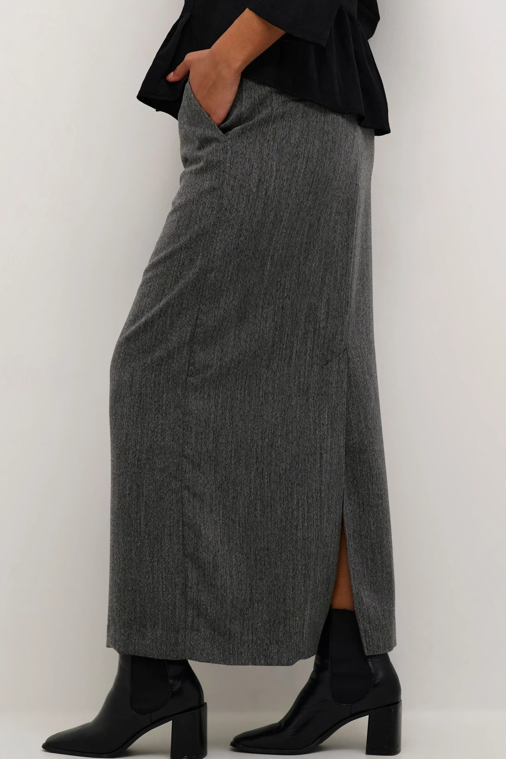 KAjosie Skirt