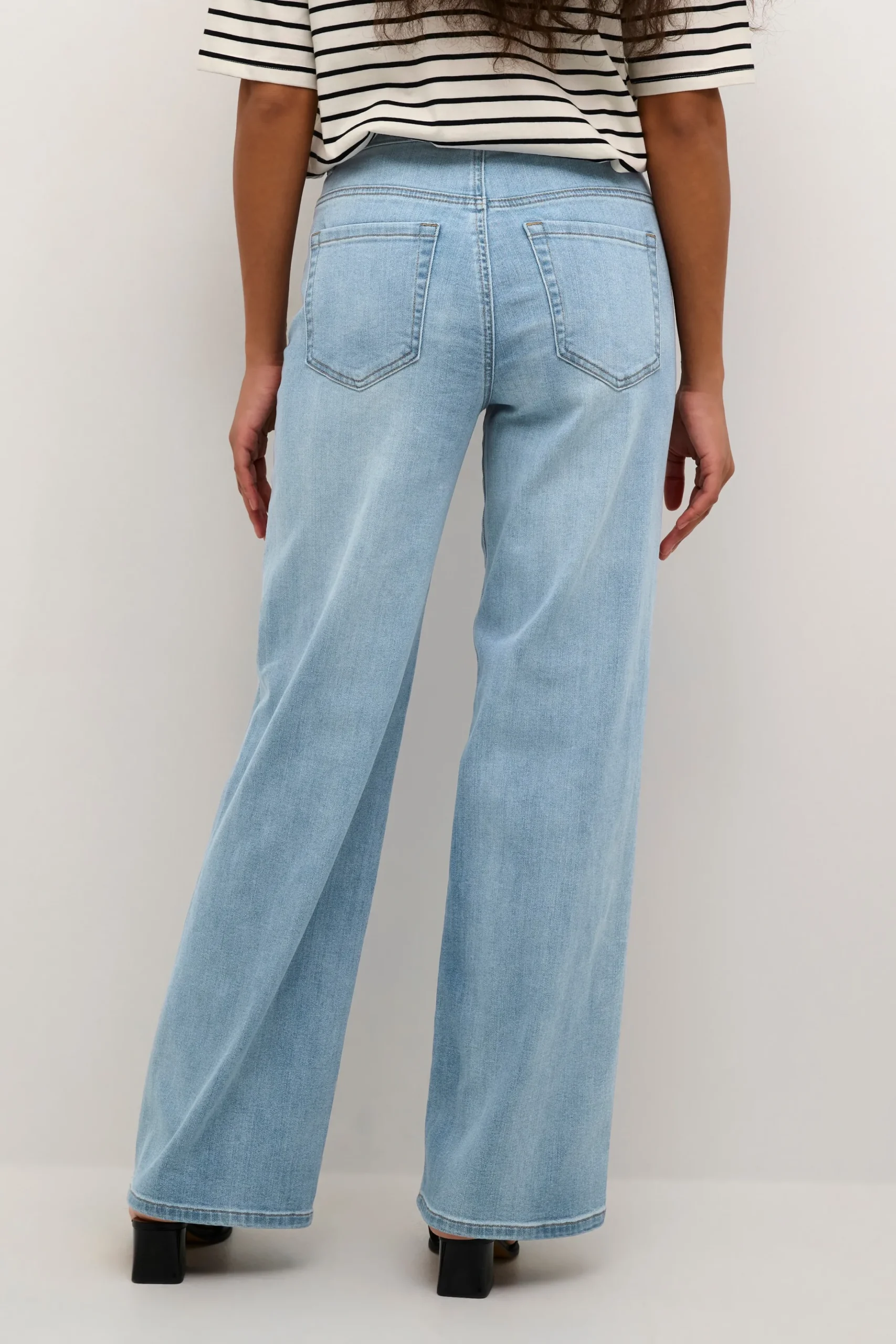 KAkarla Jeans