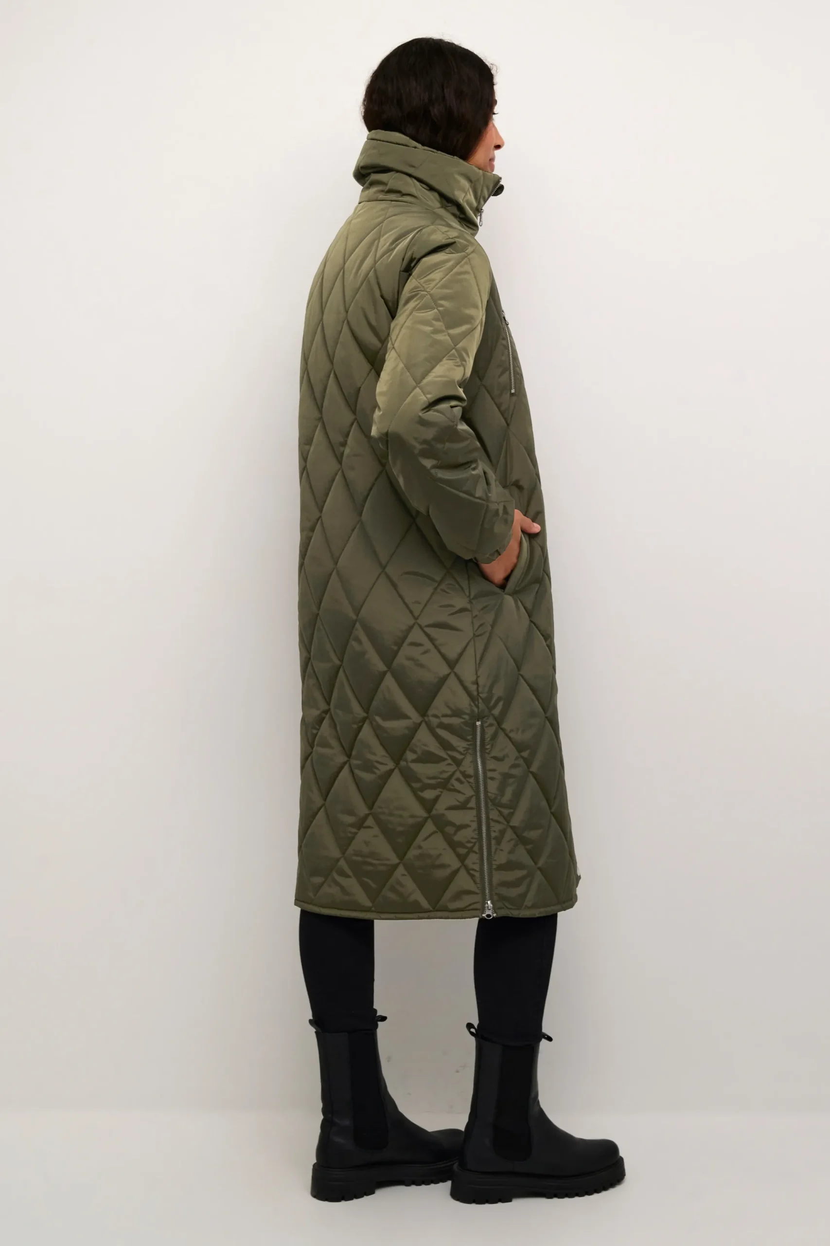 KAlindsay Outerwear