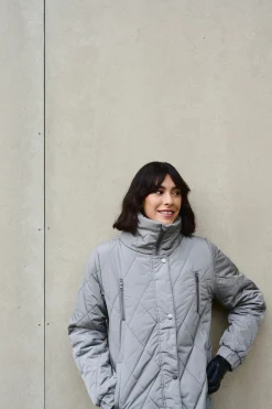 KAlindsay Outerwear