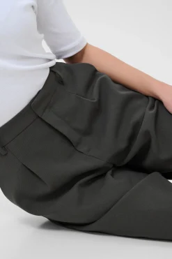 KAmerle Trousers