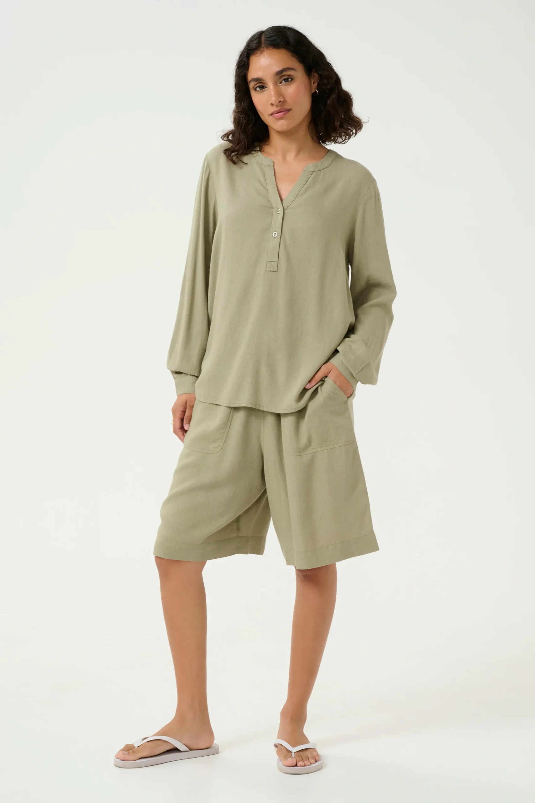 KAmilia Blouse