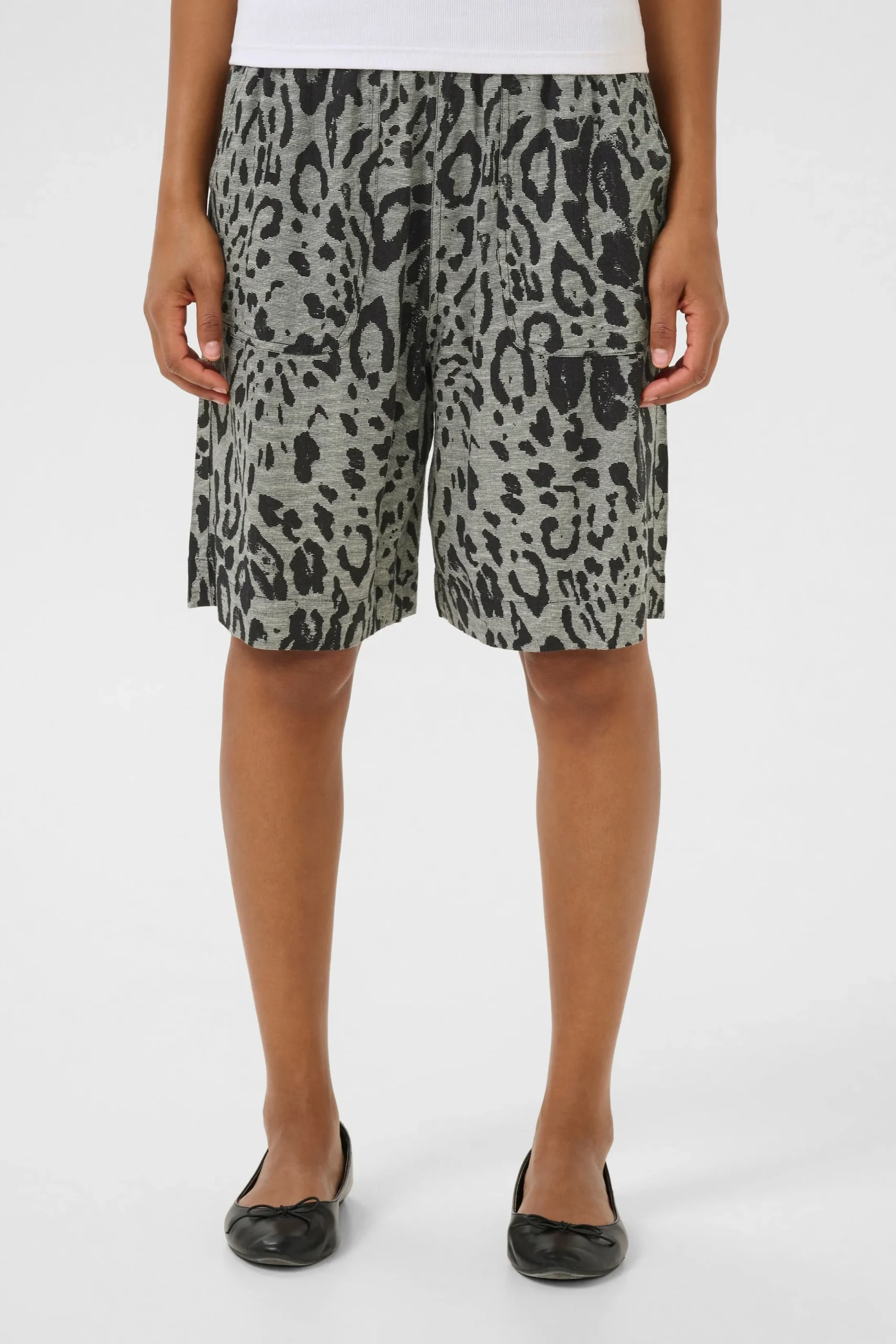 KAmilia Shorts