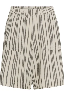 KAmilia Shorts