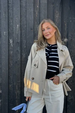KApatricia Outerwear