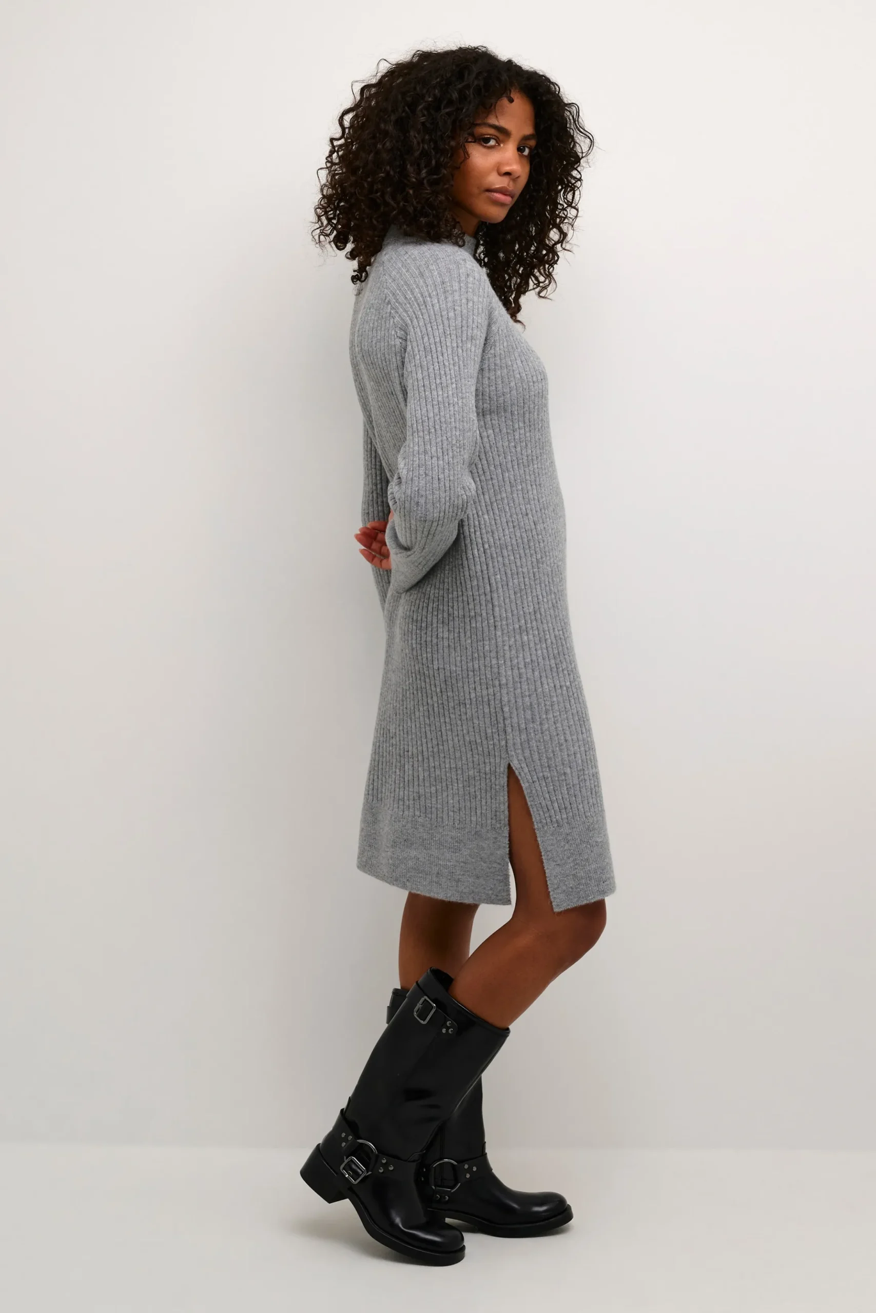 KArinya Dress