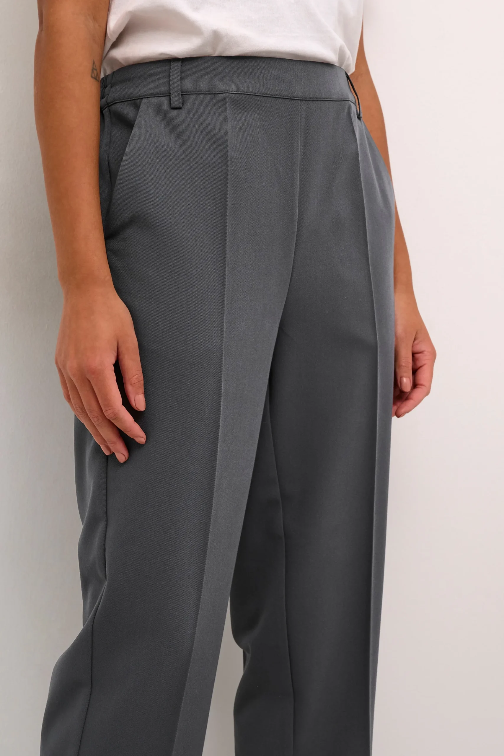 KAsakura Trousers