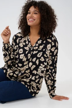 KCbella Blouse