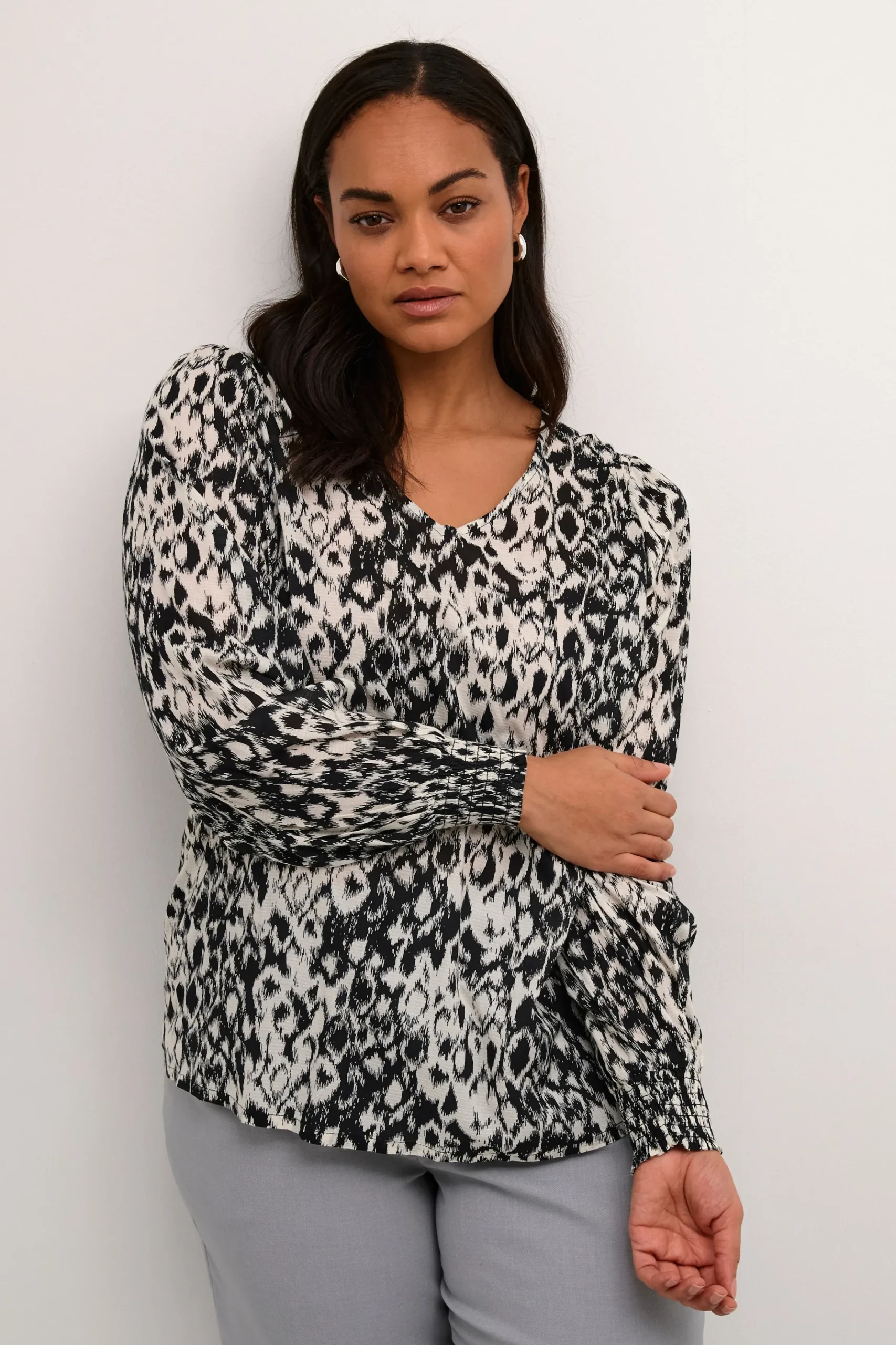 KCdana Blouse