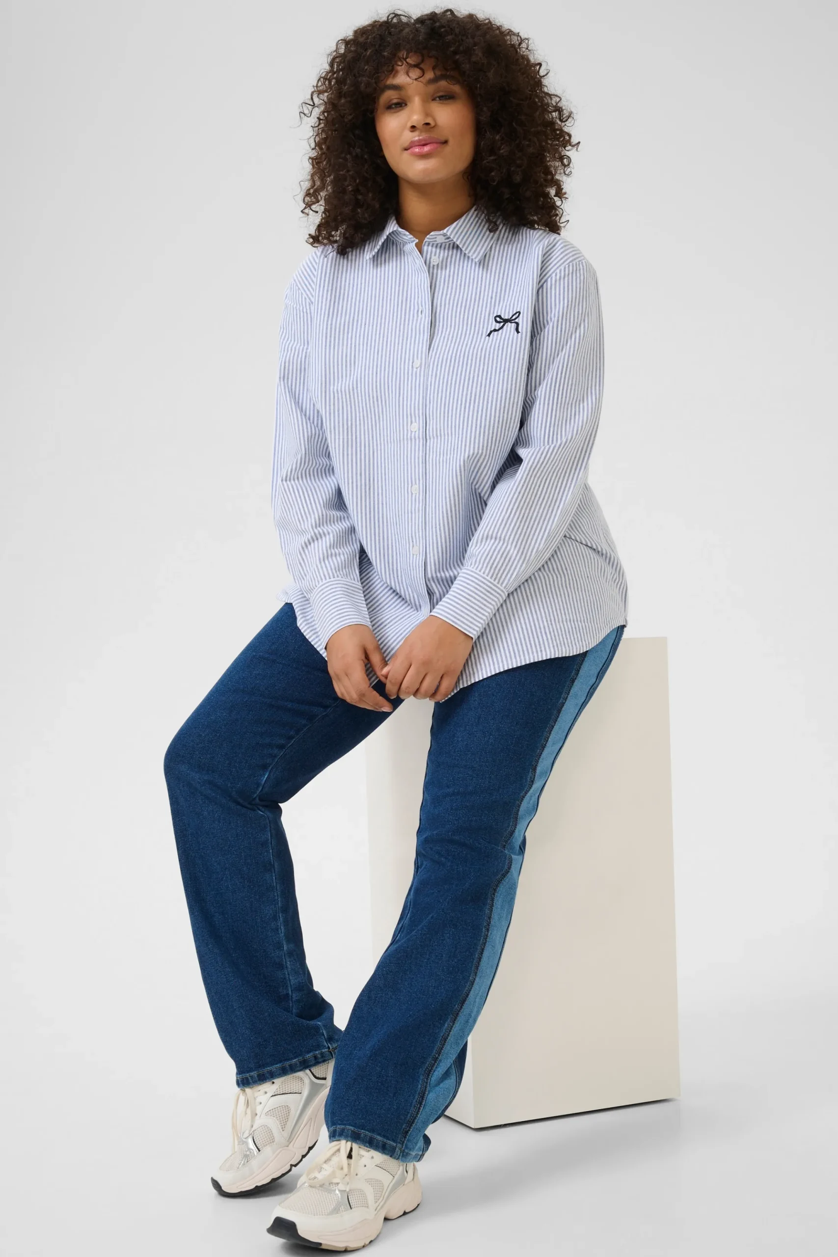 KCdina Jeans
