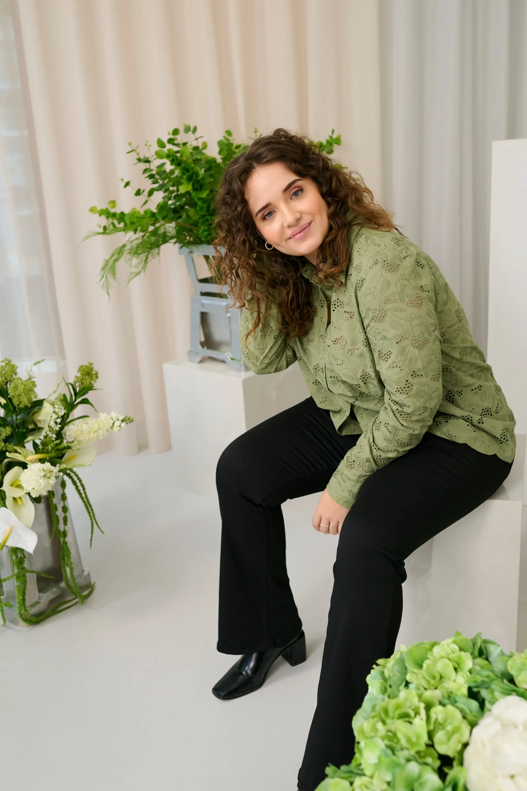 KCdina Jeans