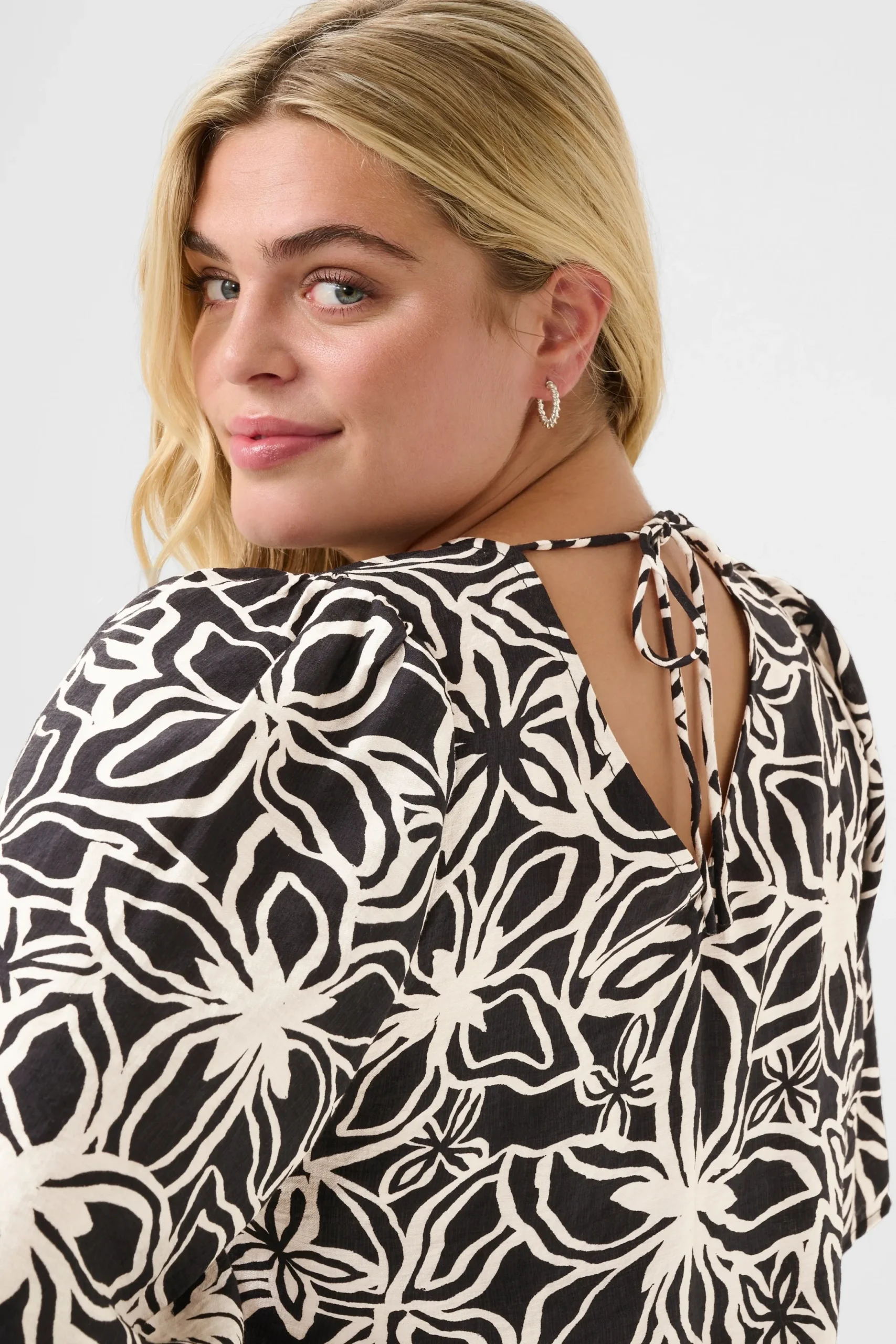 KChaliah Blouse