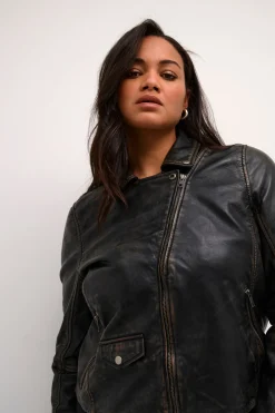 KCjanet Outerwear