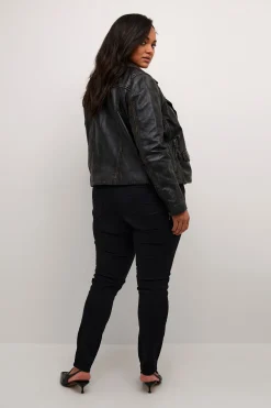 KCjanet Outerwear