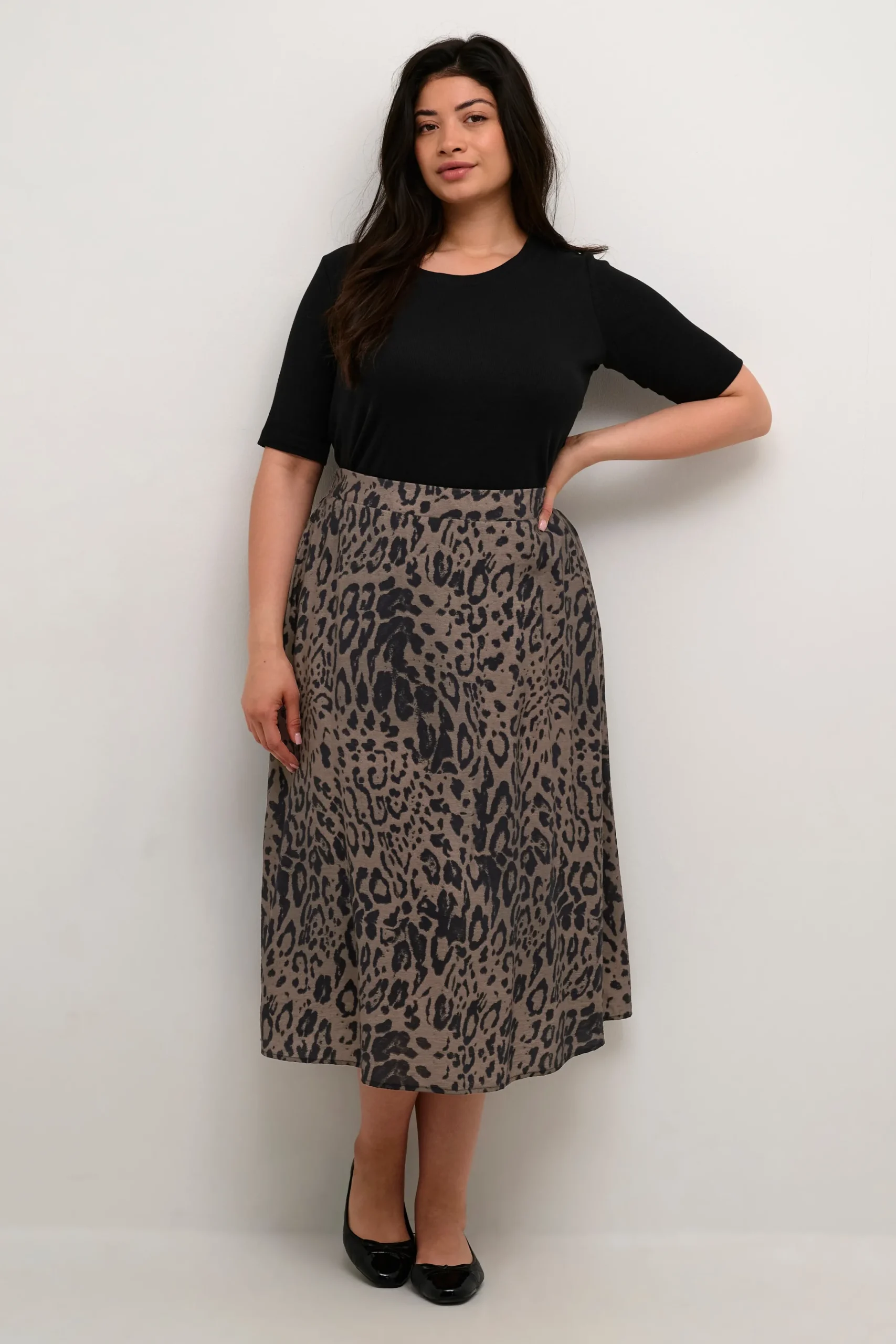 KCjola Skirt