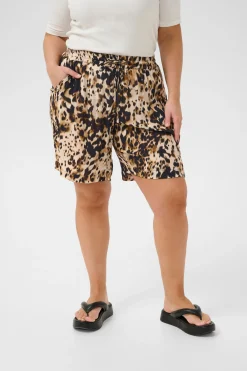 KCjulia Shorts