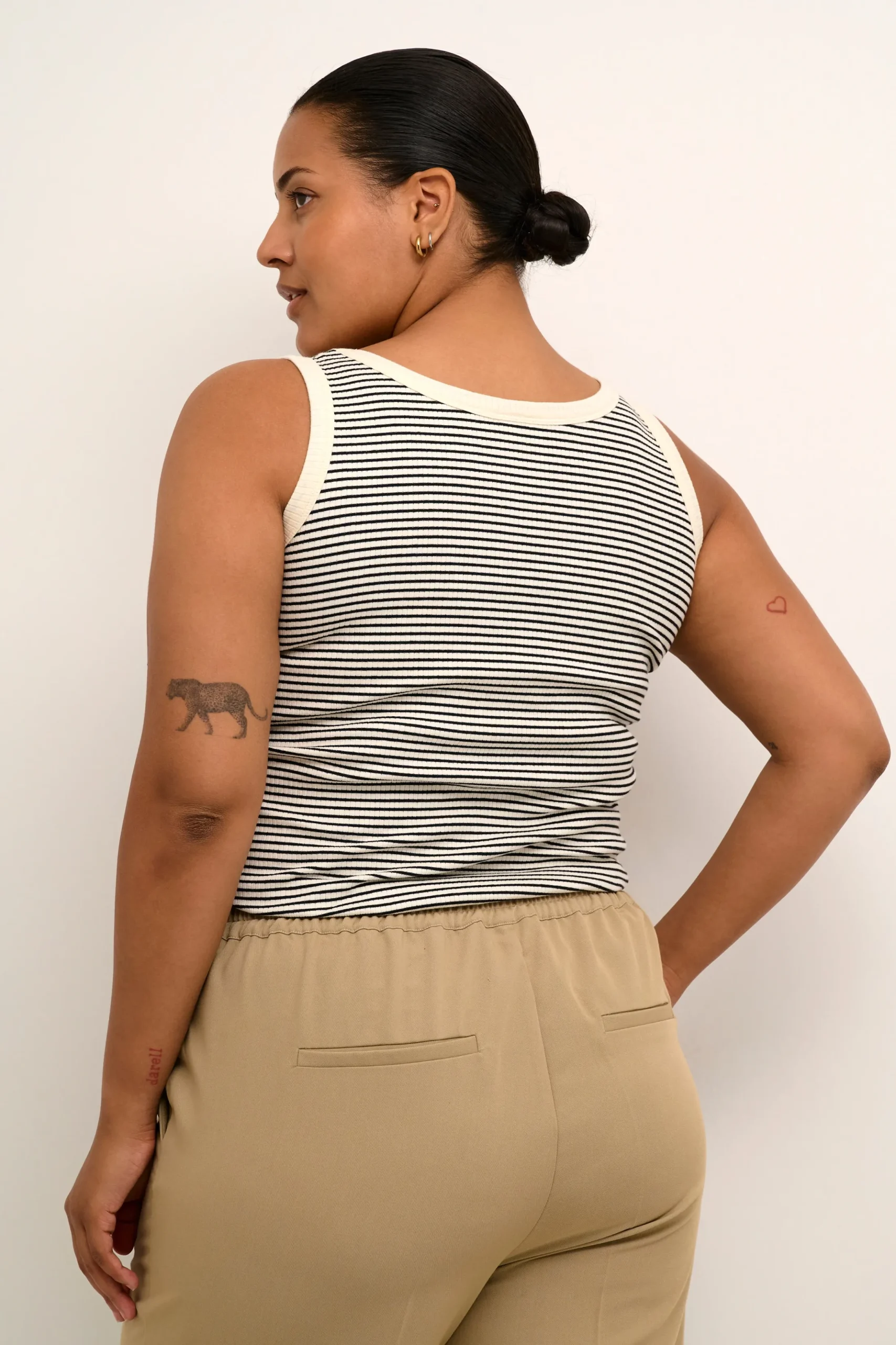 KCkana Top
