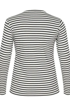 KClia T-shirt