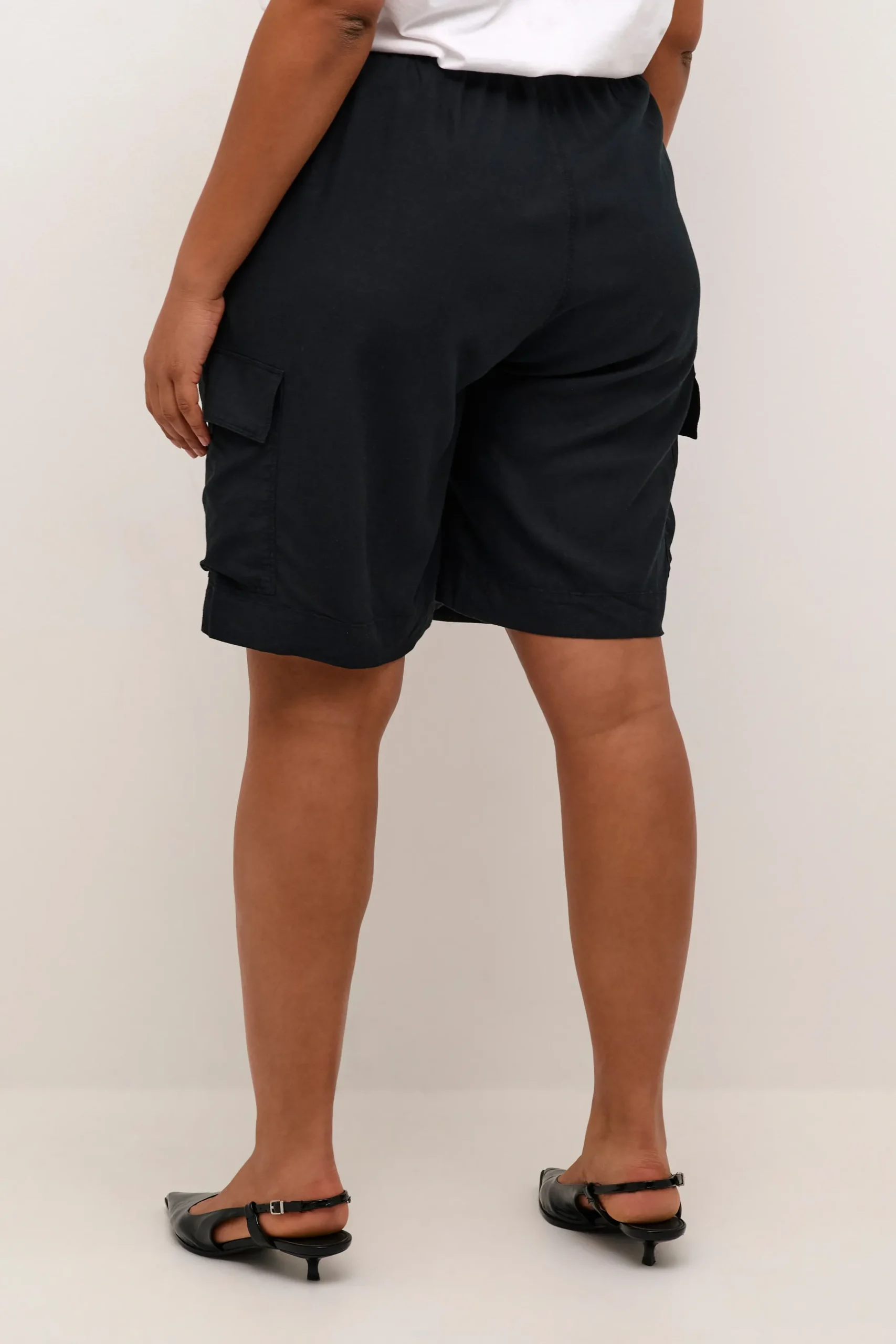 KCmille Shorts