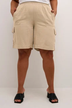 KCmille Shorts