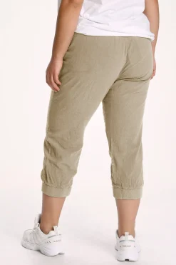 KCnana Capri pants