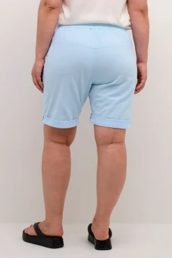 KCnana Shorts